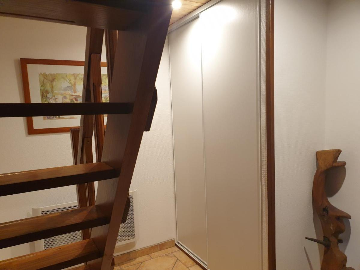La Grange De Mombel Villa Losse Eksteriør billede