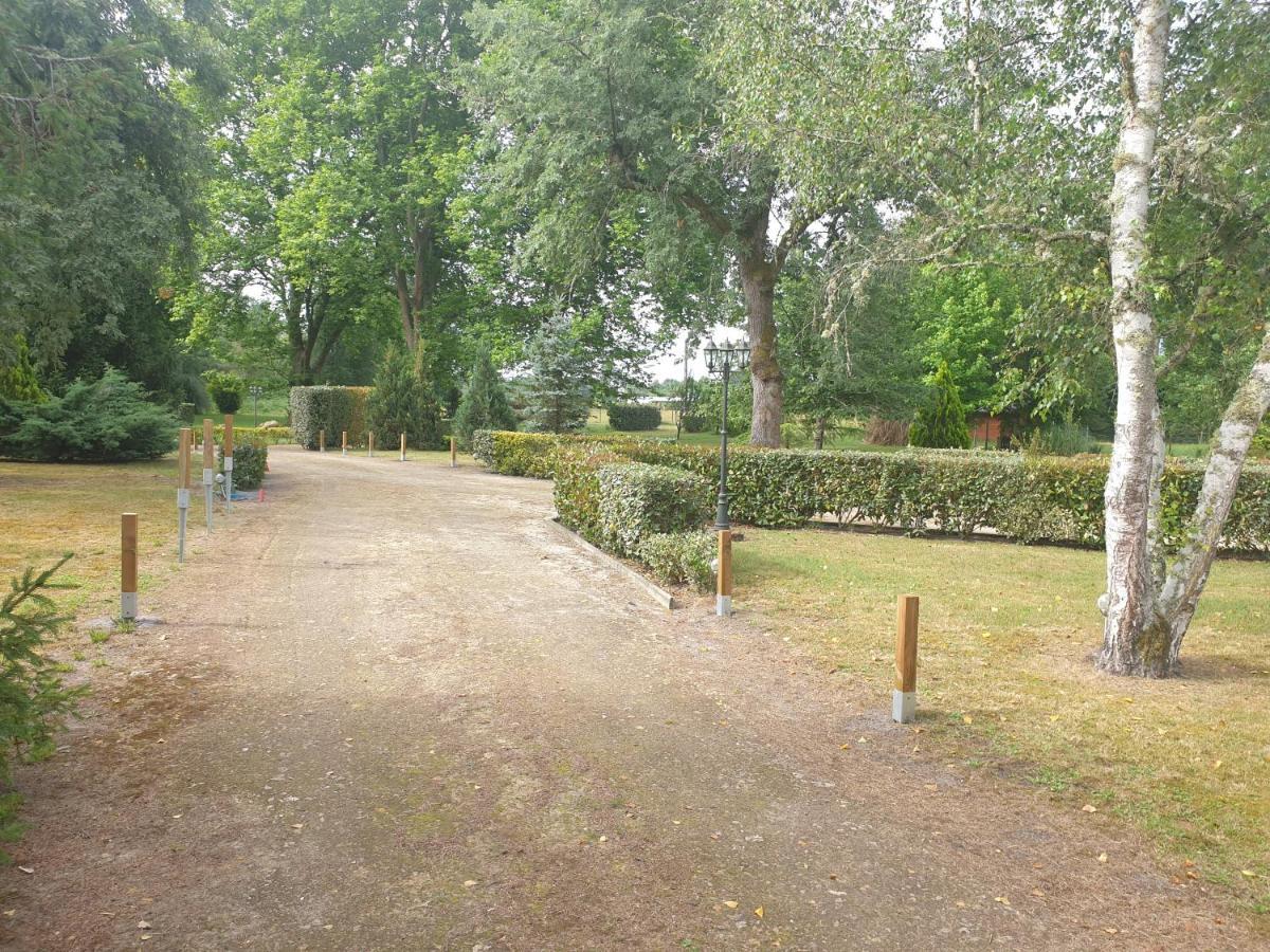 La Grange De Mombel Villa Losse Eksteriør billede