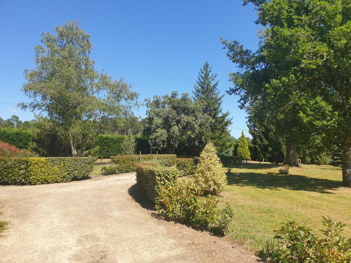 La Grange De Mombel Villa Losse Eksteriør billede